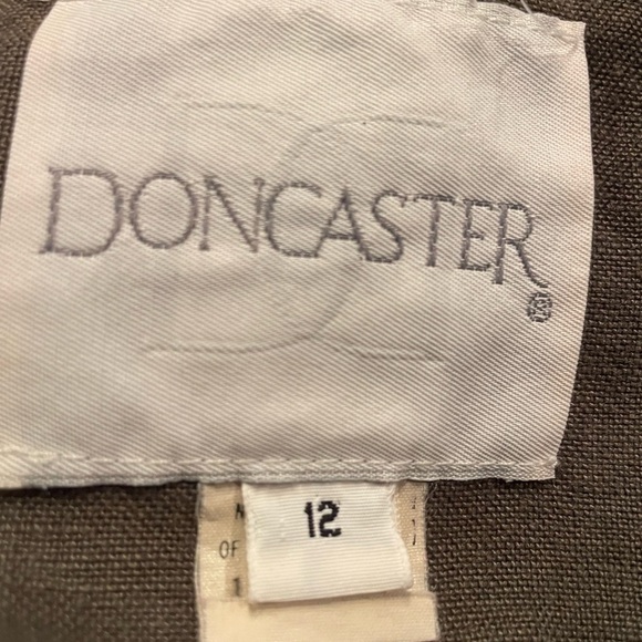 Doncaster women’s Dark green linen button down top size 12 - Picture 5 of 7